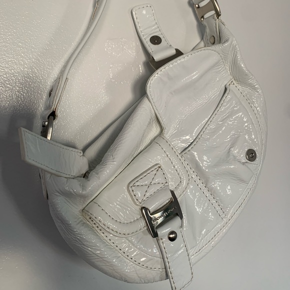 White Michael Kors bag 🤍 - Picture 8 of 9